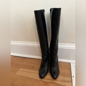 LIKE NEW - Marc Fisher black boots in perfect condition. Only worn twice